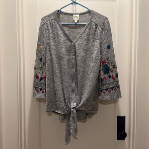 Fig & Flower Plus Size 1X Tie Front Top Floral Embroidery Peasant Anthropologie